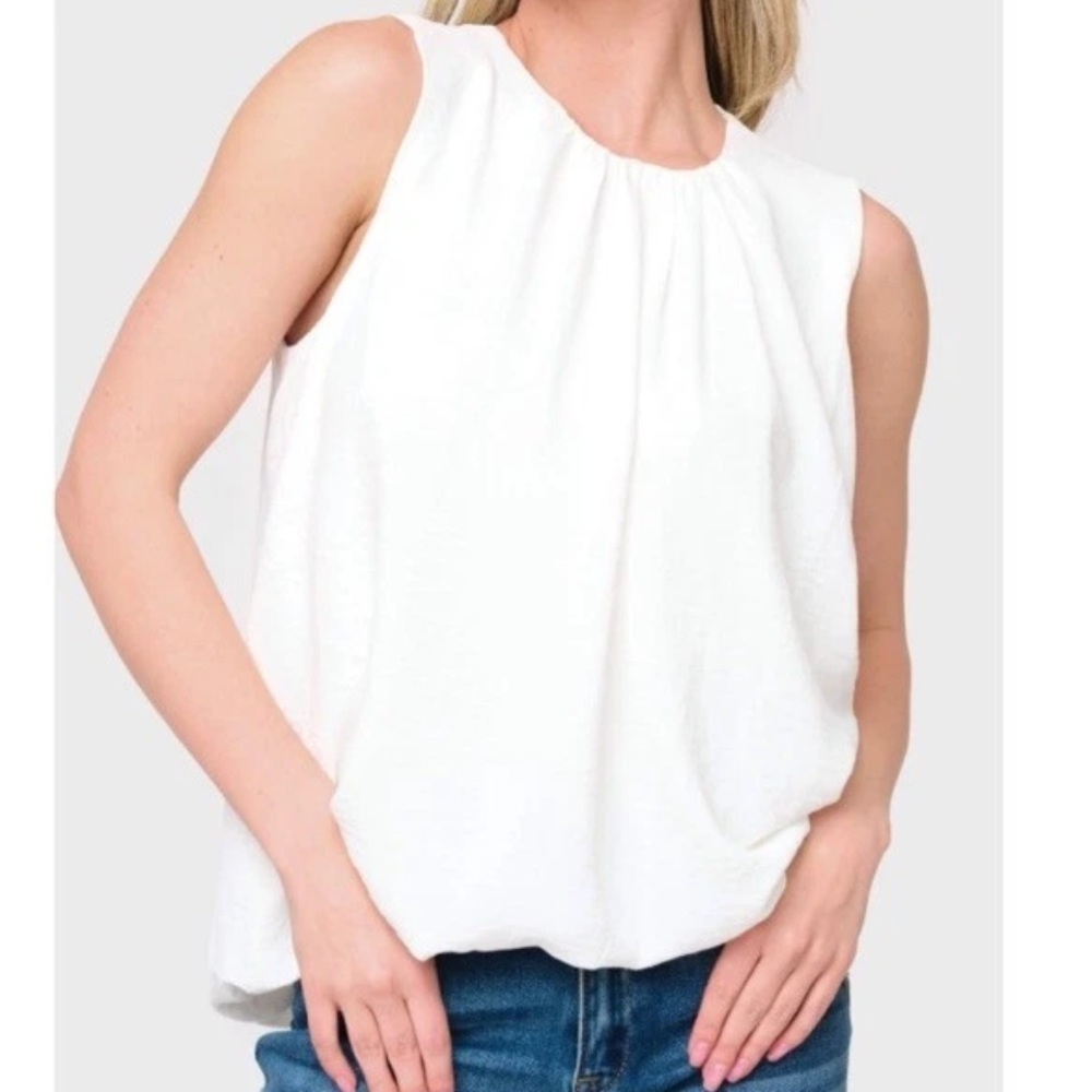 Gibsonlook Women's Sleeveless Bubble Hem Top Shirt Size Small White - Picture 2 of 11